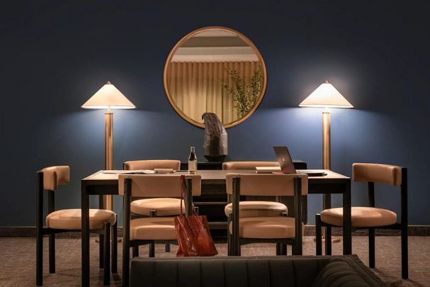 Discover the perfect blend of modern comfort and unbeatable convenience at 161 Laurier, where urban living meets elevate - Photo 1