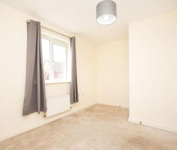 3 bedroom semi-detached house to rent - Photo 5