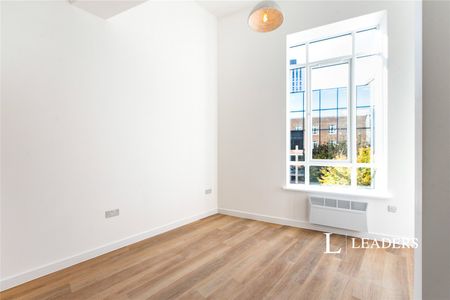1 bedroom apartment to rent Commercial Road, Portsmouth, Hampshire, PO1 - Photo 4