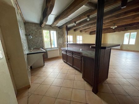 Location Maison 3 pièces 82m² - Photo 5