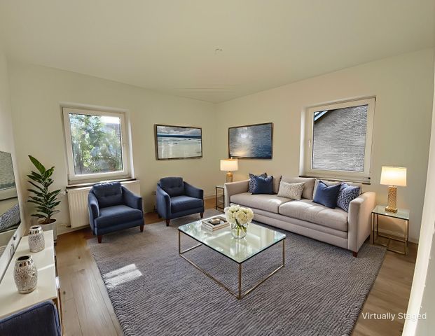 Nahe Miele: renovierte 3-Zimmer-Wohnung frei! - Photo 1