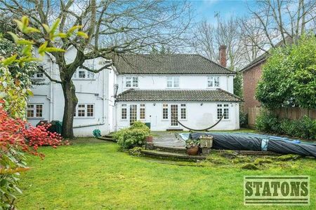 Stambourne House, Totteridge Village, London, N20 - Photo 5