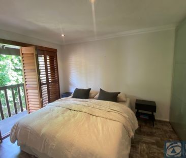 Fully Furnished Townhouse in amazing location - Photo 5