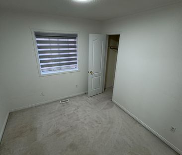 For Lease - 36 Foothill Street Unit# Main, Whitby, Ontario - Photo 4