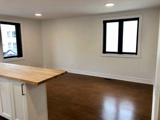 For Lease - 86 Poplar Street Unit# 2, West Centre Town, Ontario - Photo 1