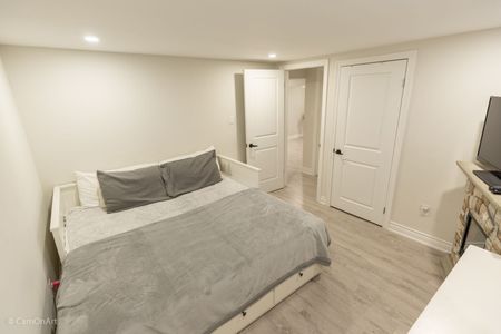 For Lease - 333 Paliser Crescent, Richmond Hill, Ontario - Photo 3