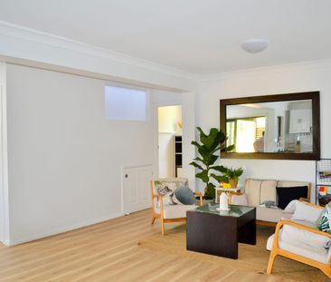 Furnished Renovated flat - bills included - Photo 1