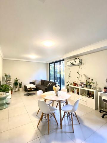 Gladesville - Photo 2