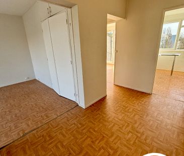 Location Appartement 4 pièces 73m² - Photo 3