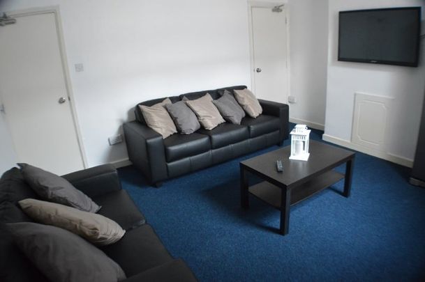 5 Bed Terraced House, Wimbourne Road, NG7 - Photo 1