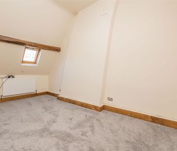 2 bed Apartment To Let - Photo 2