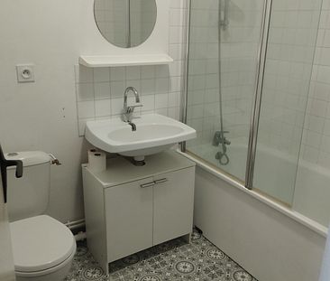 Appartement - 1 pièce - 26 m² - Laval - Photo 2