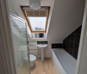 2 bedroom flat to rent - Photo 6