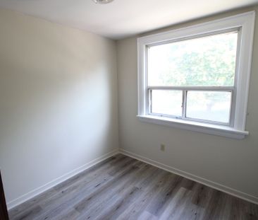 For Lease - 18 Glenvalley Drive, Toronto, Ontario - Photo 1