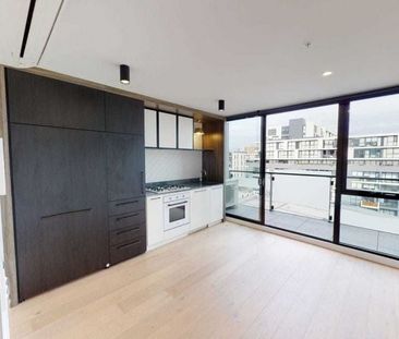 Stylish 2-Bedroom Apartment with Balcony & Modern Finishes - Photo 5