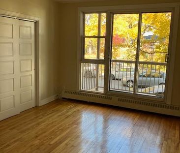 1 1/2 rénové à Dorval près des services - Photo 1