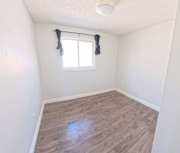For Lease - 105 Widgeon Street, Barrie, Ontario - Photo 6