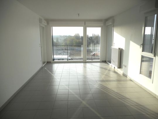 Location Appartement 3 pièces 68m² REIMS 51100 - Photo 1