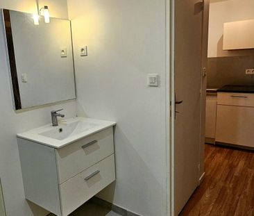 Location Appartement 2 pièces 34m² GONFARON 83590 - Photo 4