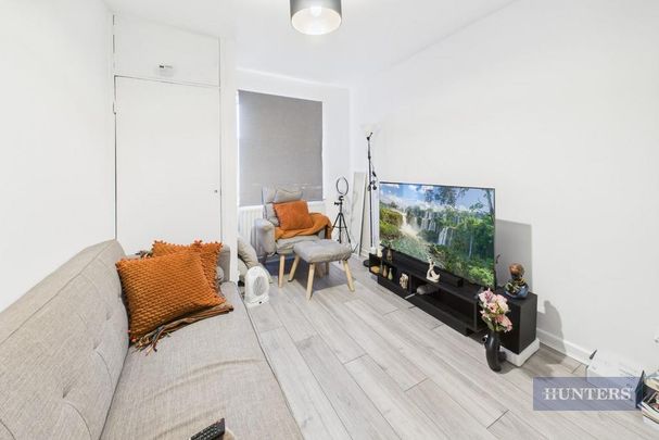 5 bedroom house to rent - Photo 1