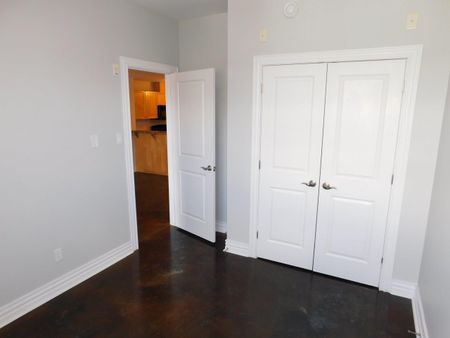 FOR RENT – 70 Ochterloney Street, Suite 308, Dartmouth, Nova Scotia - Photo 2