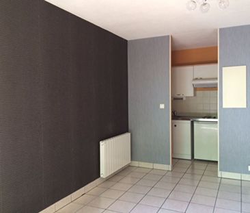 Location Appartement 2 pièces 31m² - Photo 2