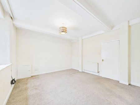 3 bedroom apartment to rent - Photo 2