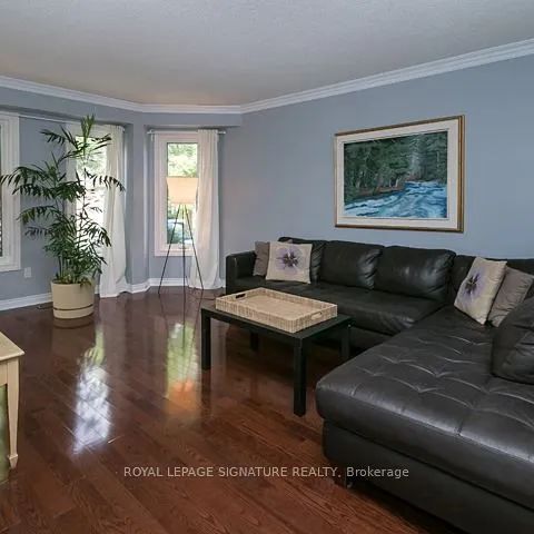 Detached Home For Lease | N9061837 - Photo 1
