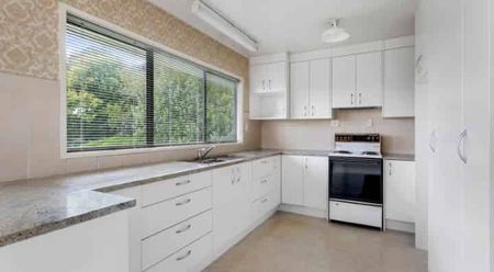 Spacious 3 bedrooms near Waiake Beach - Photo 4