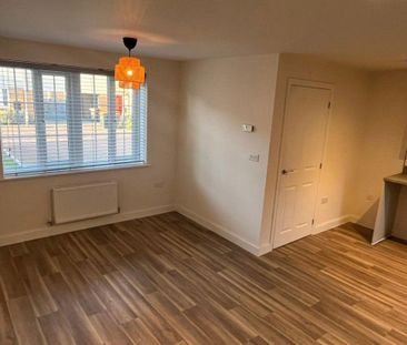 2 bedroom semi-detached house to rent - Photo 1