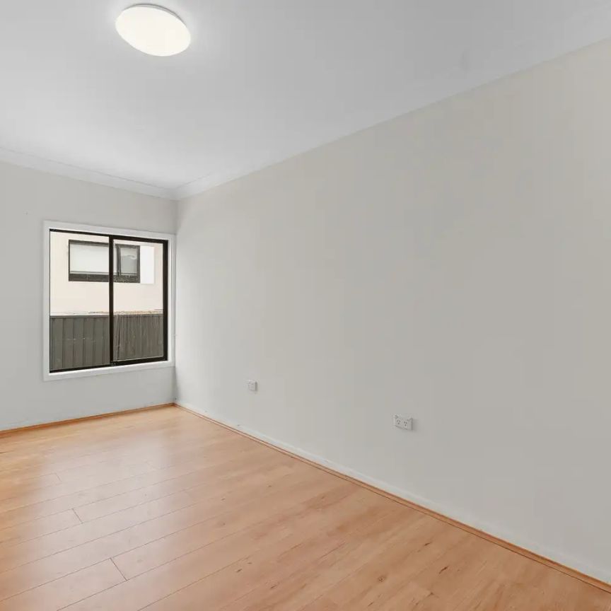 “SPACIOUS 5 BEDROOM FAMILY HOME FOR LEASE” - Photo 1