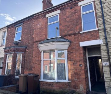 3 bedroom terraced house to rent - Photo 1