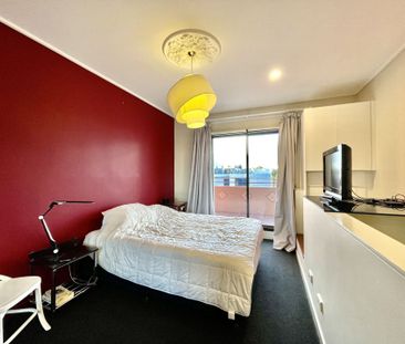 Unique One bed Split Level in Prime Location with A/C and Parking -... - Photo 4