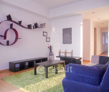Trilocale in Affitto in Via XX Settembre 19 a Gallarate - Photo 1