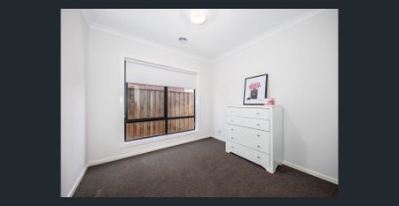 Modern Comfort Home! - Photo 4