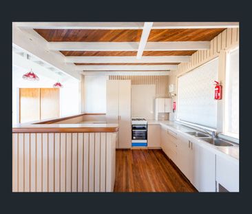 68 Manning Avenue, Coffs Harbour, NSW 2450 - Photo 2