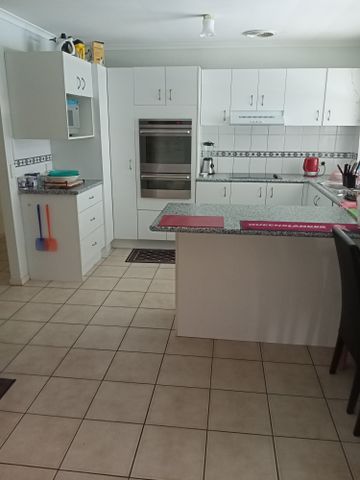 Carseldine - Photo 3