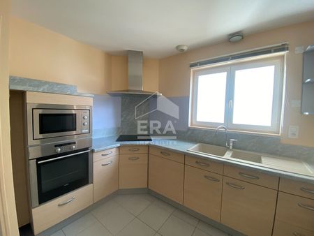 A louer superbe appartement de 110m² en hyper centre ville avec garage - Photo 5