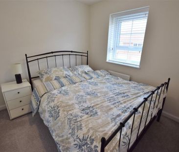 3 bedroom semi-detached house to rent - Photo 3