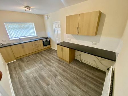 4 bedroom house to rent - Photo 3