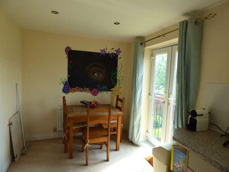 Student Property, Baxendale Road, PO19 - Photo 5