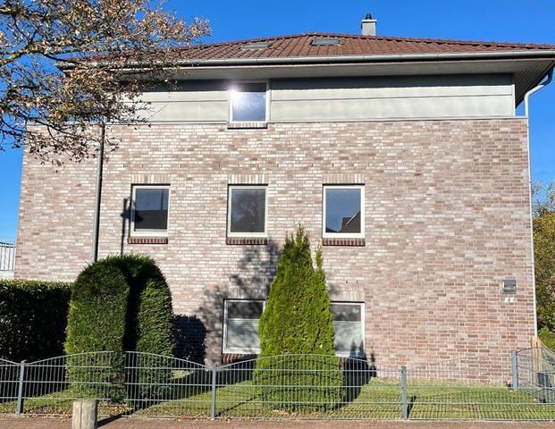 Attraktive, gepflegte 84,5 qm Wohnung im 1. OG in schöner Lage - Foto 1