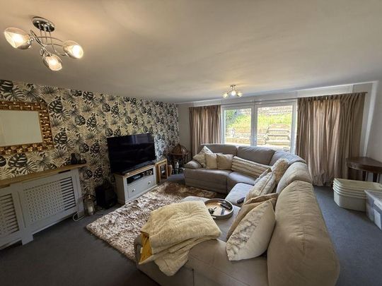 3 bedroom townhouse to rent - Photo 1