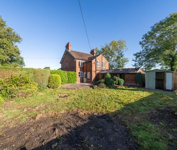 2 bedroom semi-detached house to rent - Photo 3