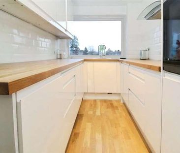 Carlton Close, Upminster, RM14 - Photo 5