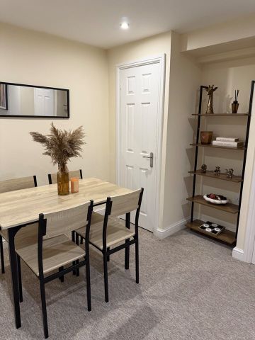 2 Bed Flat, Portland St, SO14 - Photo 2