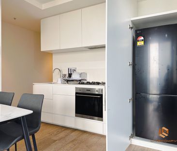 West Melbourne - Photo 3