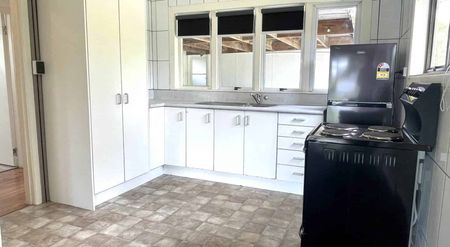 Renovated 2 Bedroom Home - Photo 3