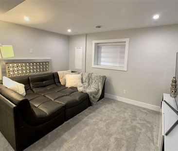 Gorgeous Home in the Heart of Willoughby Heights! - Photo 3