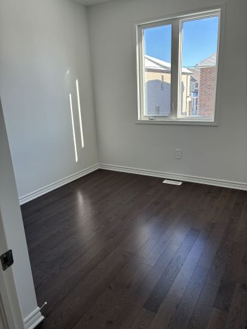 For Lease - 9 Moss Drive, Markham, Ontario - Photo 5